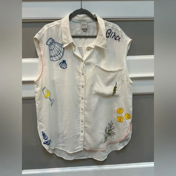 The Bennet Buttondown Shirt by Maeve: Printed Linen Muscle Tank Edition - Picture 2 of 7